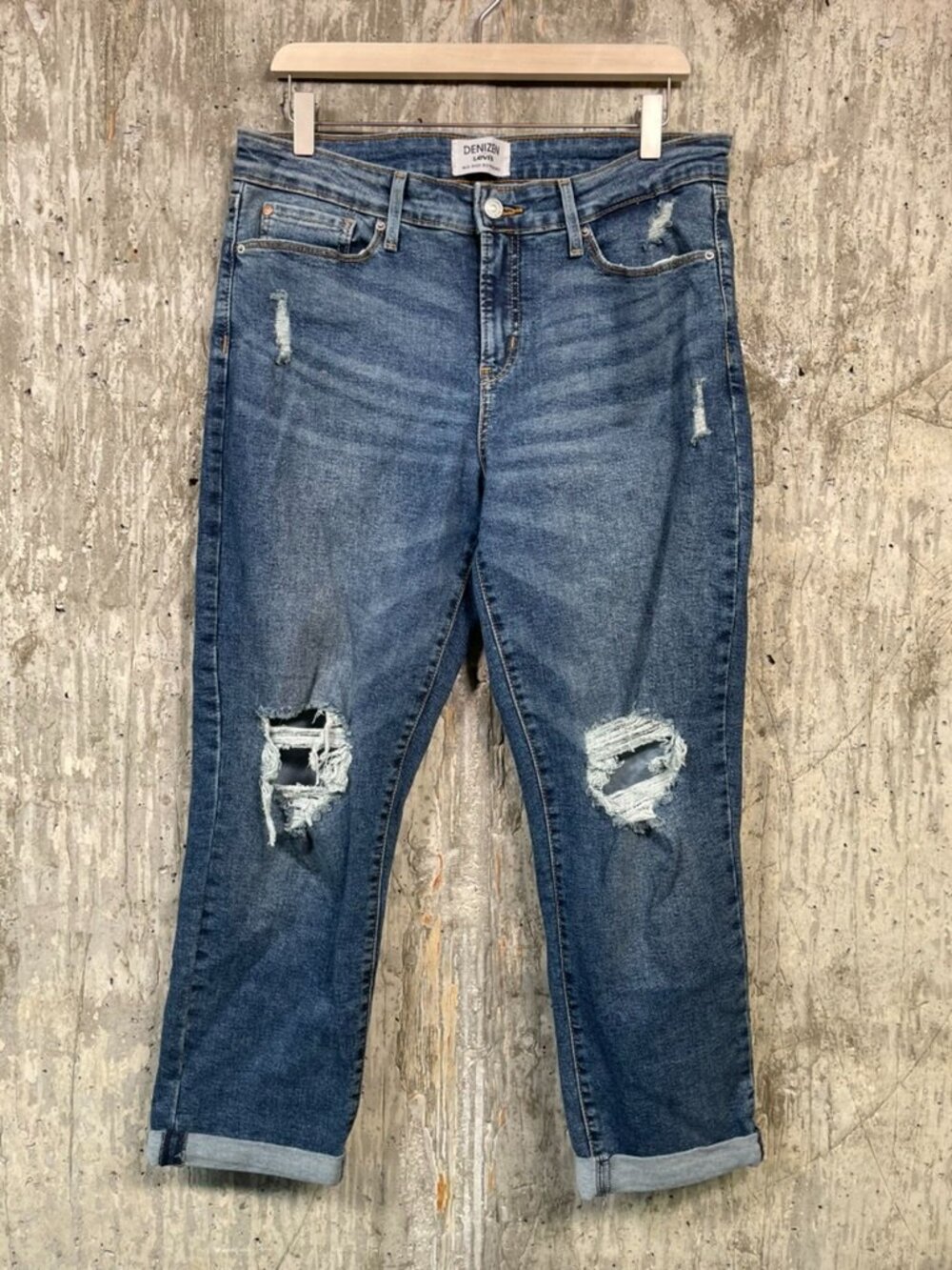 DENIZEN FROM LEVI'S Women's Mid Rise Boyfriend Jeans Size 12